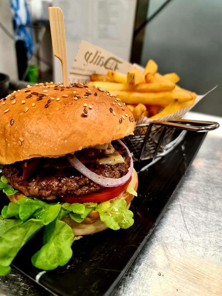 Hotel Campanile Paris Sud Saclay- Gif Sur Yvette Gif-sur-Yvette Restaurace fotografie