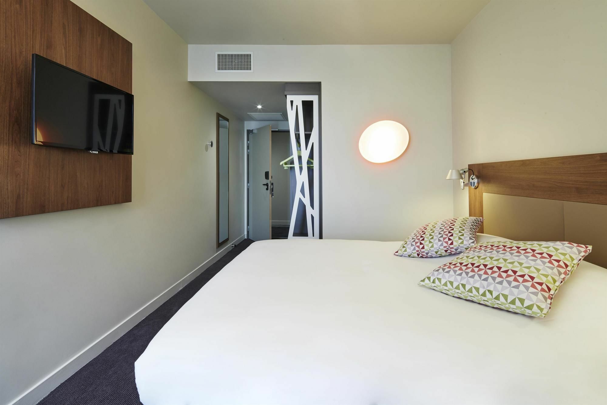 Hotel Campanile Paris Sud Saclay- Gif Sur Yvette Gif-sur-Yvette Exteriér fotografie